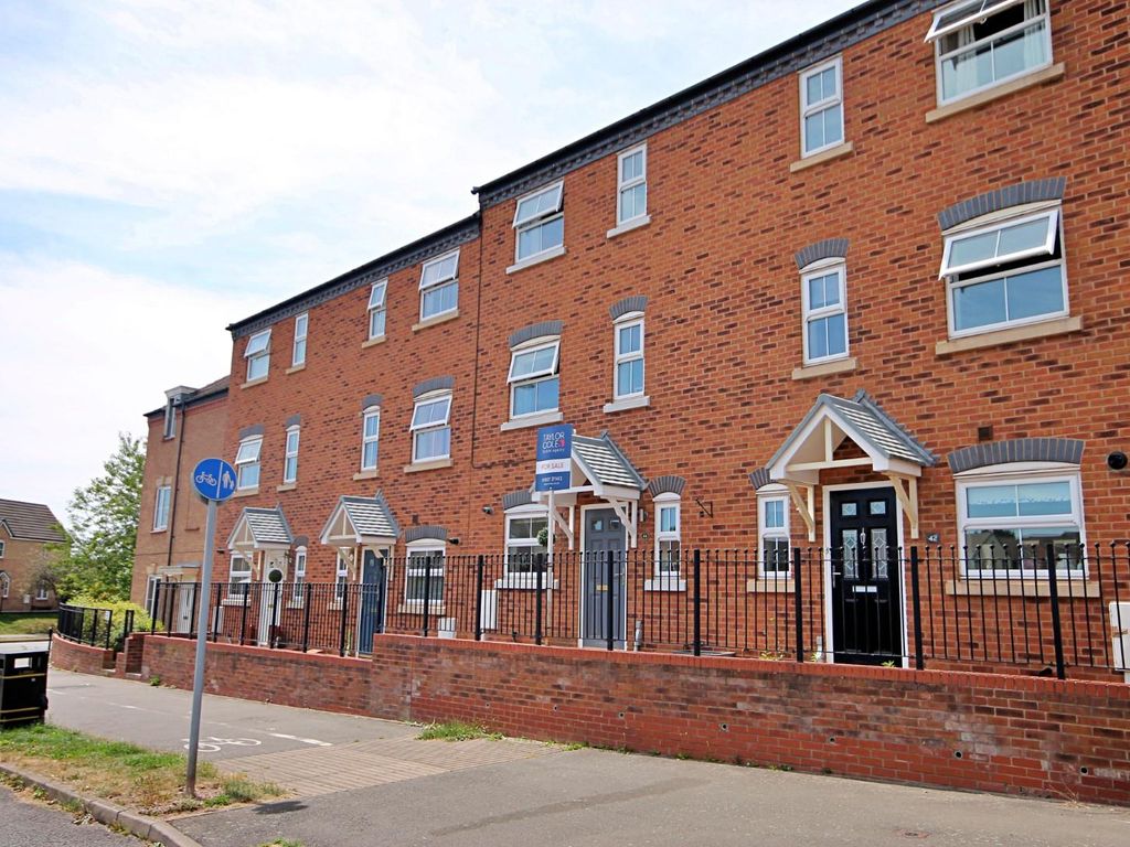 3 bed terraced house for sale in Hedging Lane, Wilnecote, Tamworth B77 Zoopla