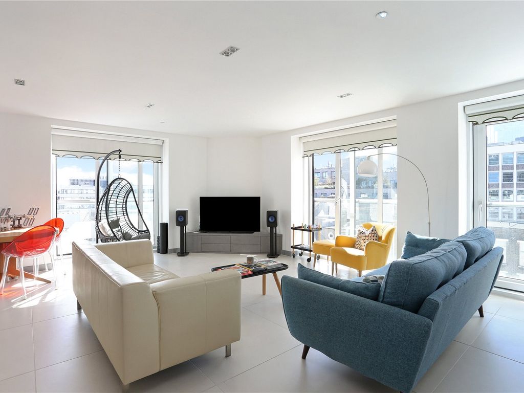 City Road, London, United Kingdom EC1Y  