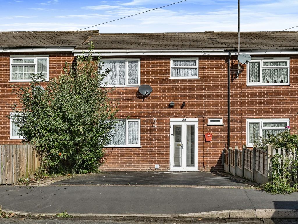 3 bed terraced house for sale in Eagle Street, Tipton DY4, £155,000