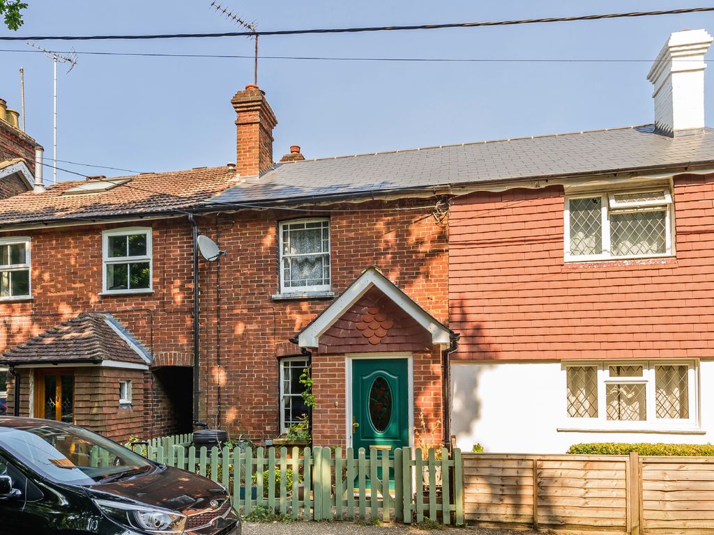 3 bed terraced house for sale in Station Road, Southwater, West Sussex