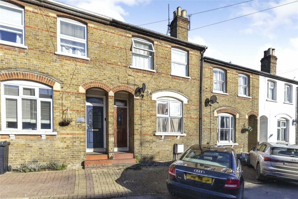 3 bed terraced house for sale in Grenfell Road, Maidenhead SL6, £