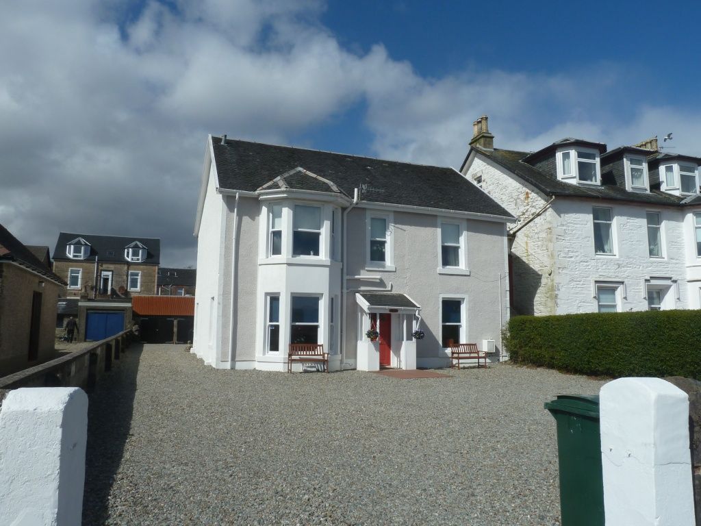3 bed flat for sale in 39 Lower Villa Alexandra Parade, Dunoon PA23, £