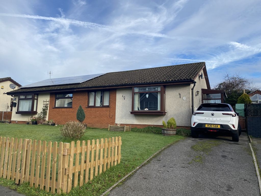 2 bed semidetached bungalow for sale in Ramsey Road, Clydach, Swansea
