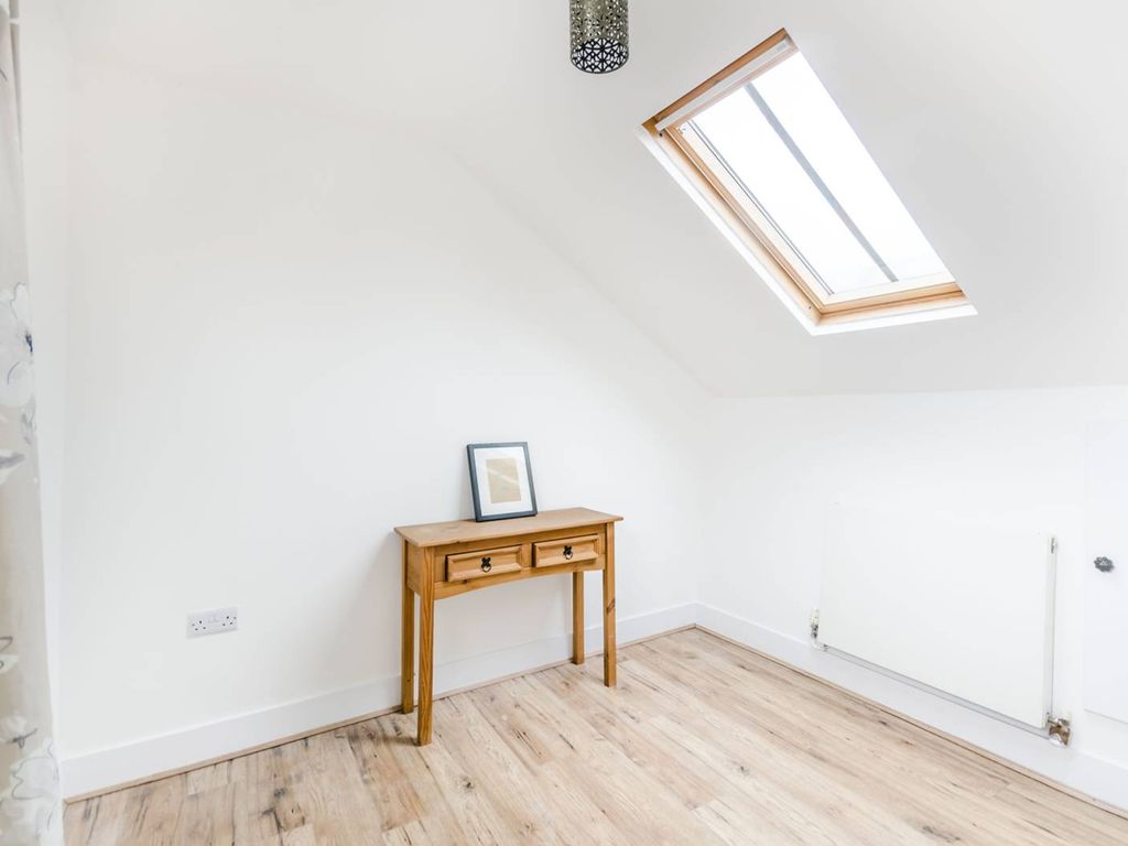 2 bed to rent in Dawes Road, Fulham Broadway, London SW6, £2,167 pcm Zoopla