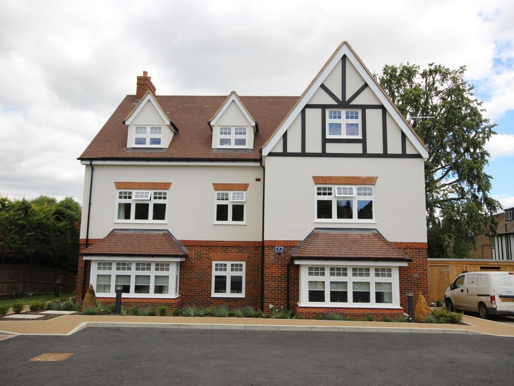 2 bed flat to rent in Salisbury Avenue, Harpenden AL5 Zoopla