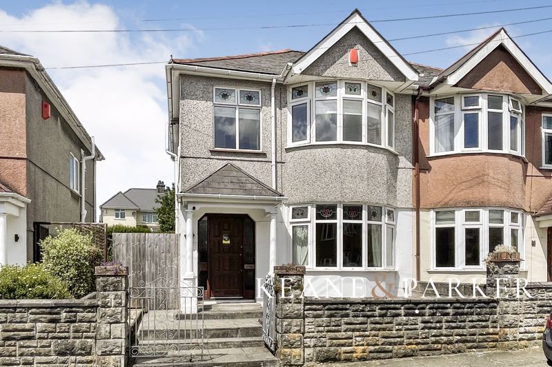 3 bed semidetached house for sale in Brynmoor Park, Higher Compton