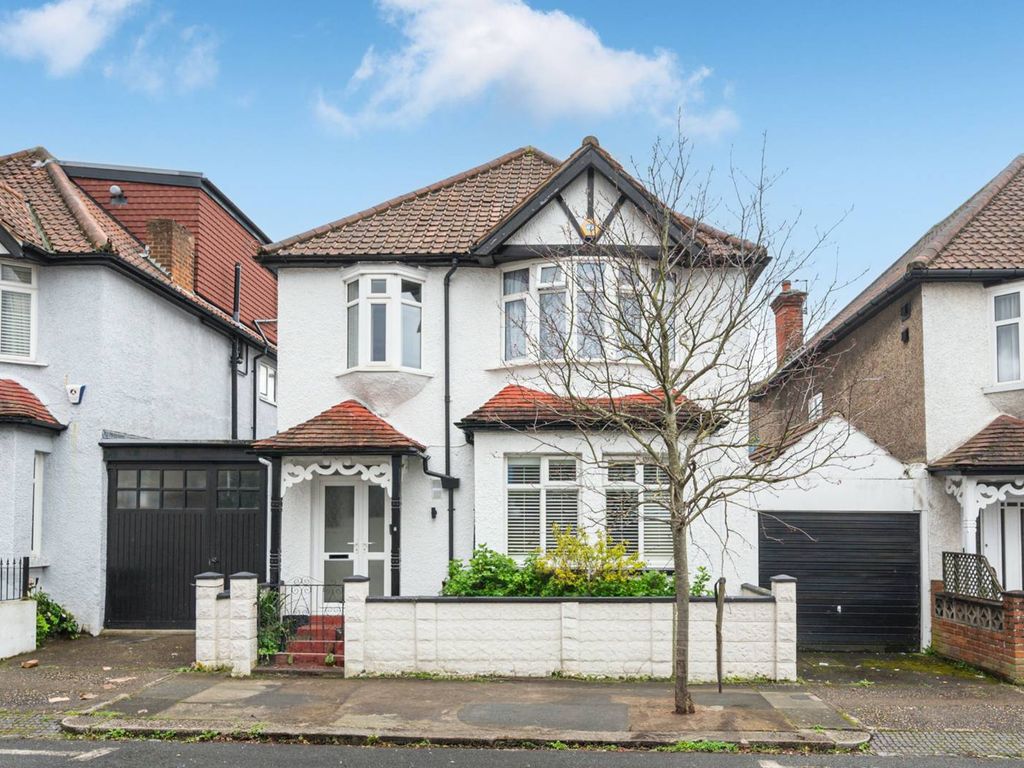 4 bed detached house for sale in Voss Court, Streatham Common, London