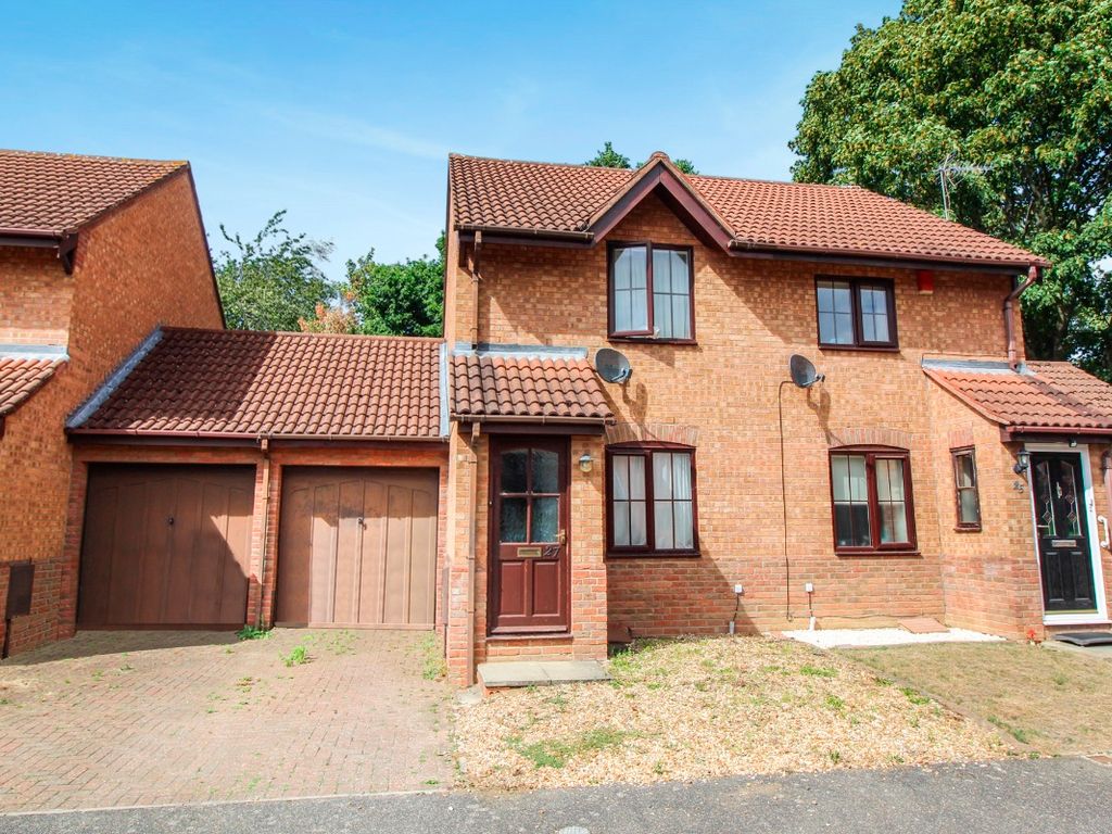 2 bed semidetached house for sale in Malcote Close, Biddenham, Bedford