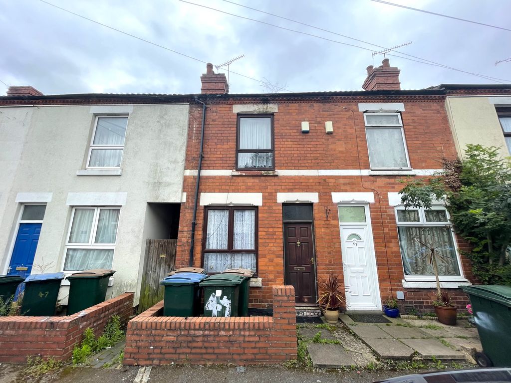 2 bed terraced house for sale in Matlock Road, Coventry CV1, £125,000
