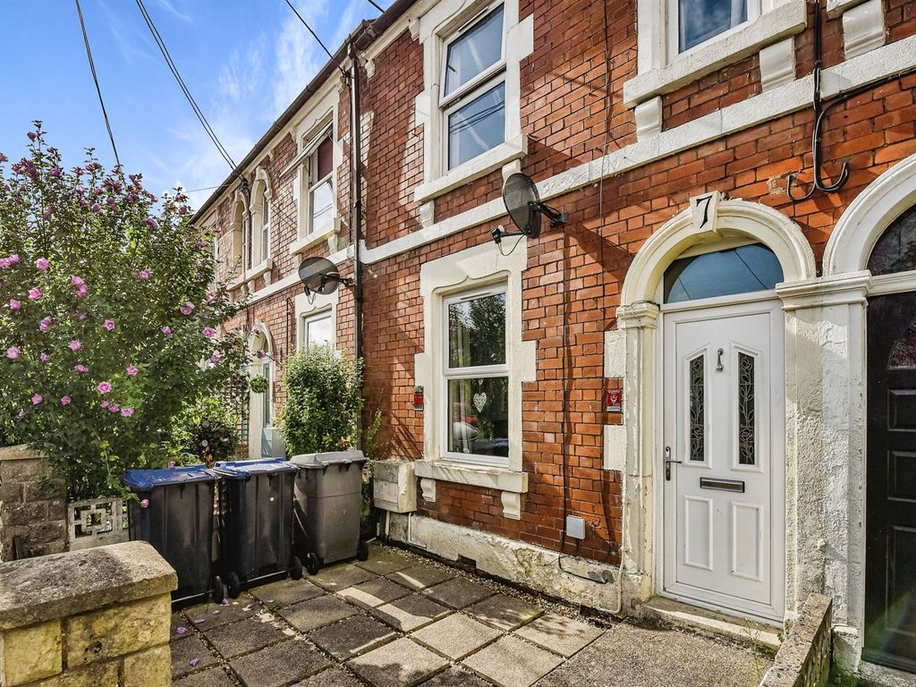 3 bed terraced house for sale in Allen Road, Trowbridge BA14, £220,000