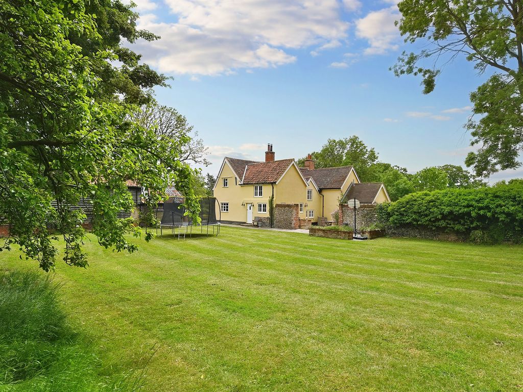 3 bed semidetached house for sale in Chapel Road, Otley, Ipswich IP6