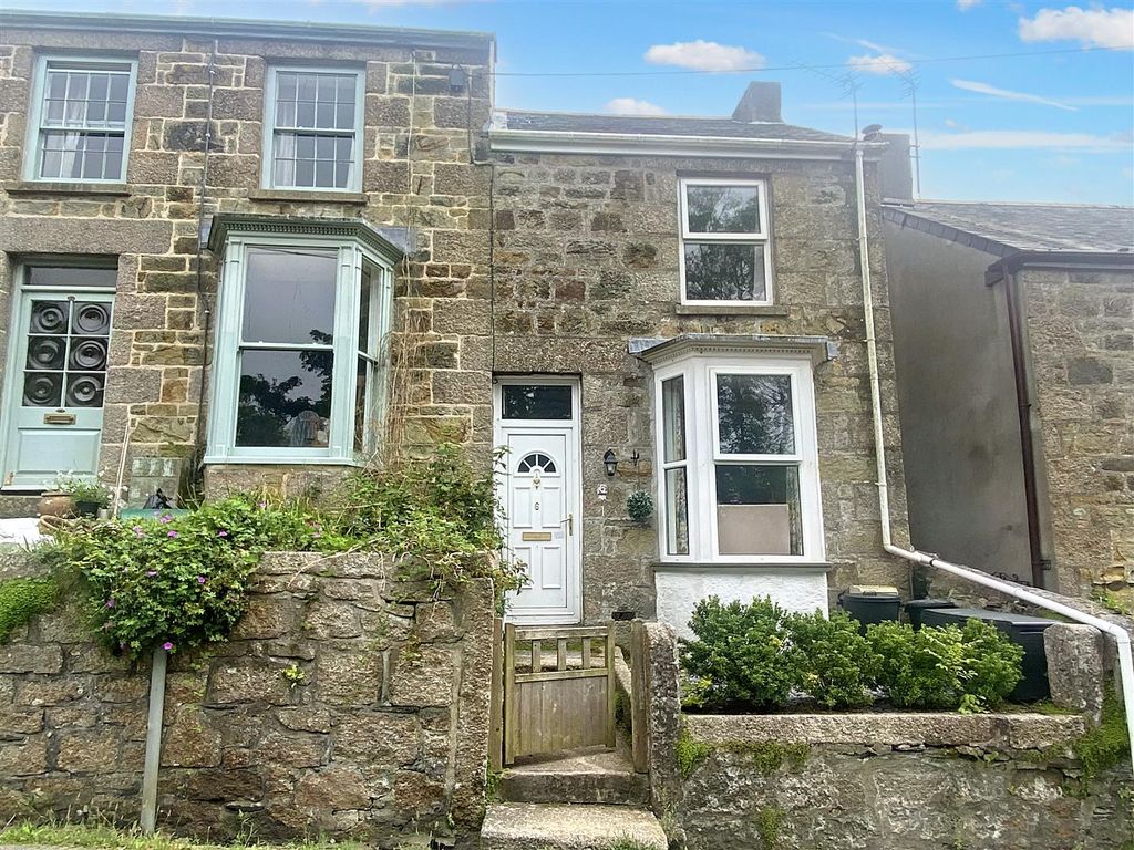 2 bed end terrace house for sale in Penrose Road, Helston TR13, £