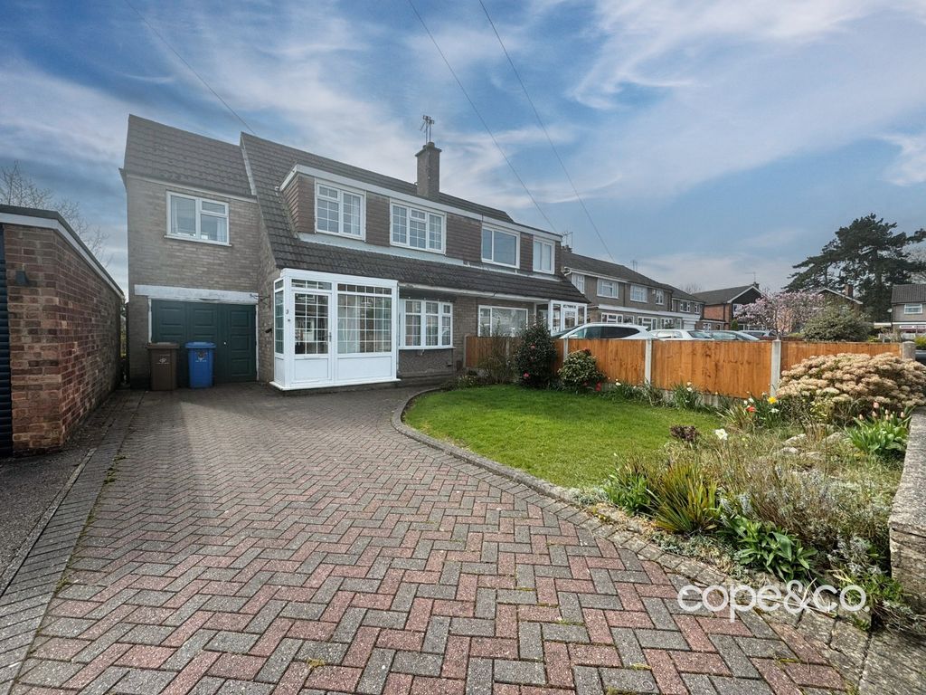 4 bed semidetached house for sale in Bakewell Close, Mickleover, Derby, Derbyshire DE3, £