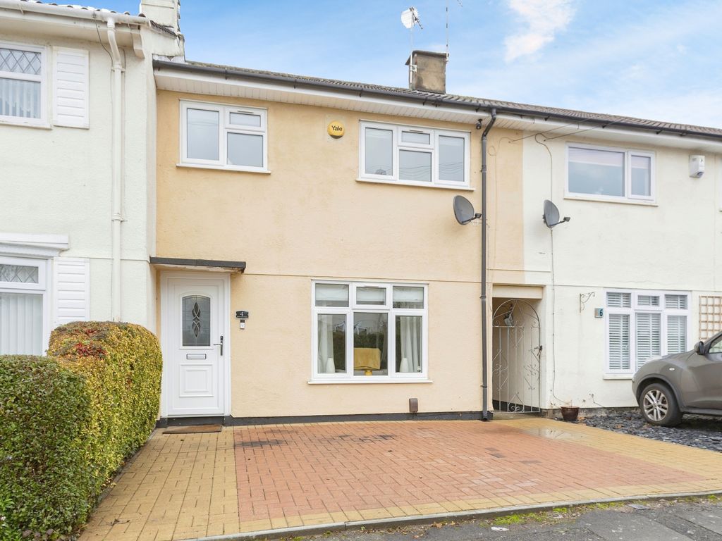 3 bed terraced house for sale in Brixworth Rise, Leicester