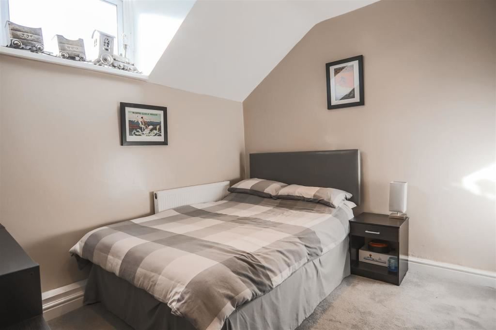 5 bed terraced house for sale in Lowercroft Road, Bury BL8 Zoopla