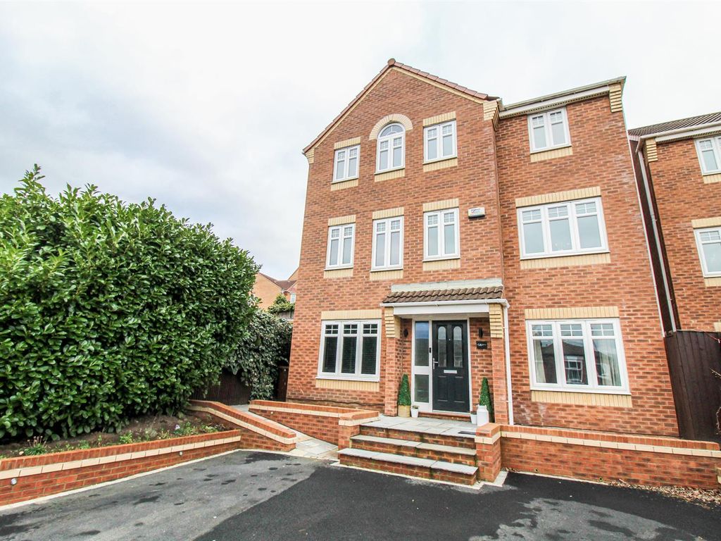4 bed detached house for sale in Primrose Lane, Calder Grove, Wakefield WF4 Zoopla