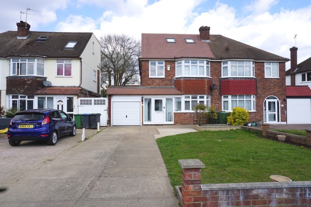 4 bed semidetached house for sale in Rosemary Gardens, Chessington KT9