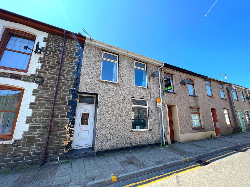 3 bed property to rent in Robert Street, Ynysybwl, Pontypridd CF37 Zoopla