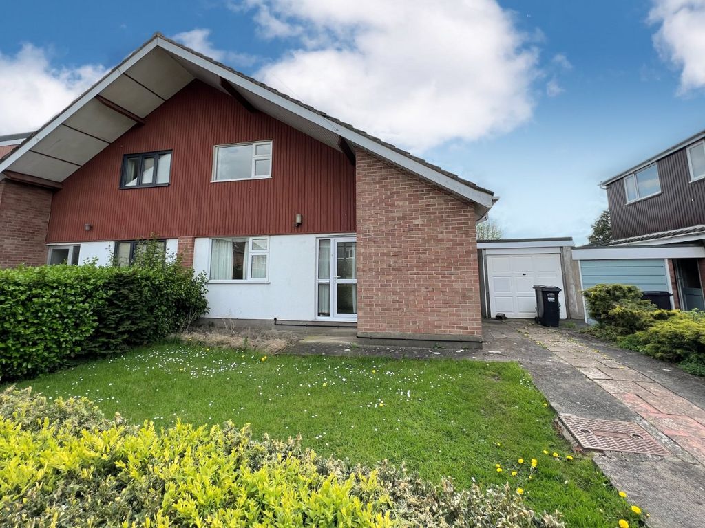 3 bed semidetached house to rent in The Breaches, EastonInGordano