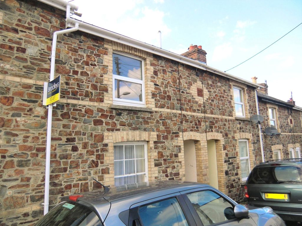 1 bed flat to rent in Victoria Street, Okehampton, Devon EX20, £600 pcm