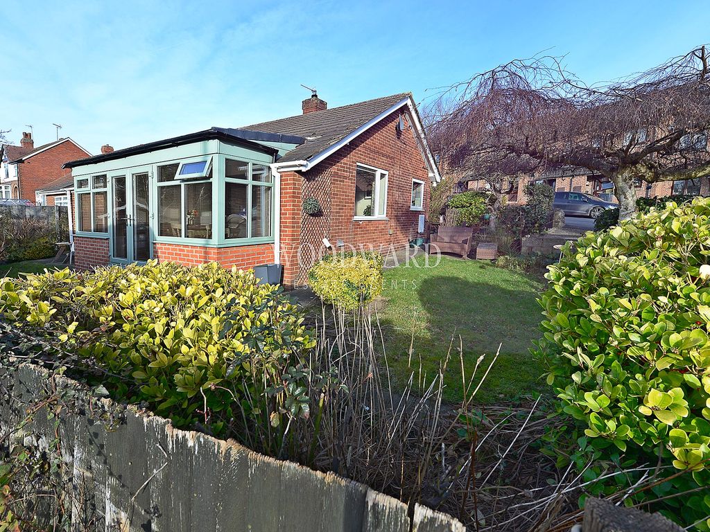 2 bed detached bungalow for sale in Derby Road, Belper DE56 Zoopla