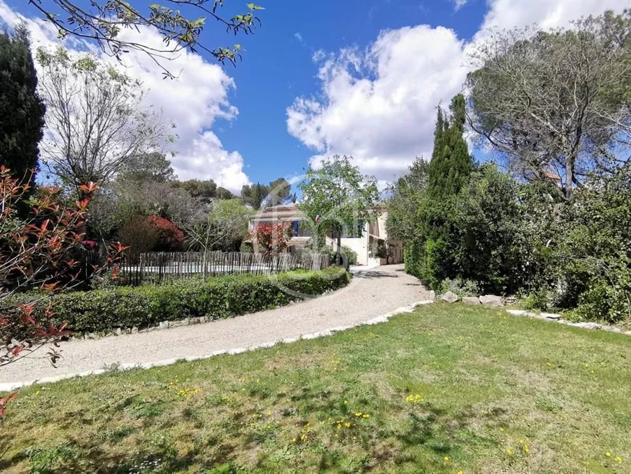6 bed property for sale in Nimes, 30000, France, LanguedocRoussillon