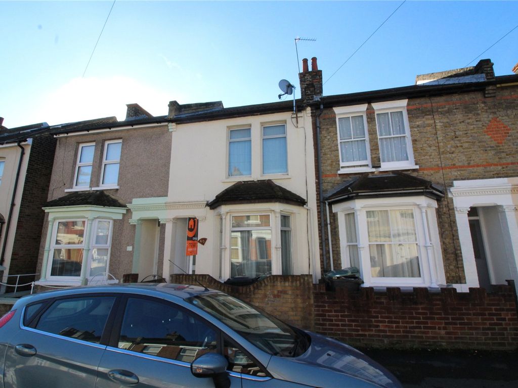 3 bed terraced house to rent in Granville Road, Gravesend, Kent DA11