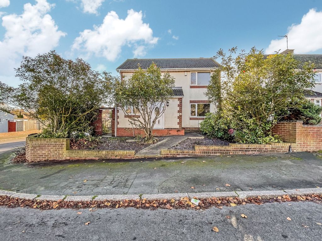 3 bed detached house to rent in The Vista, Sedgley, Dudley DY3 Zoopla