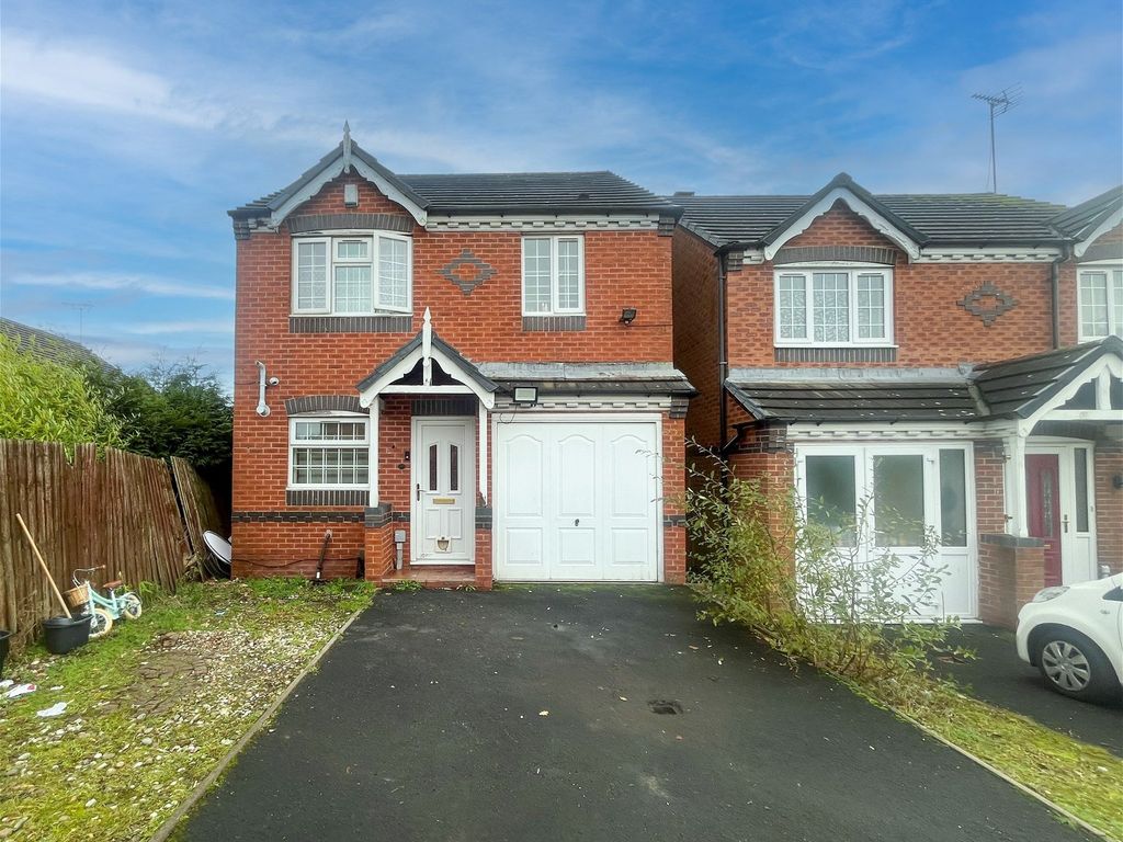 3 bed detached house for sale in Grattidge Road, Birmingham B27, £