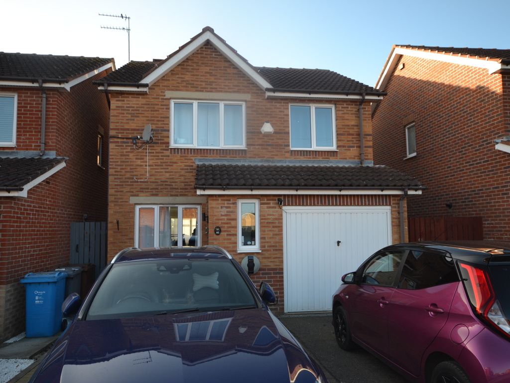 3 bed detached house for sale in Highgrove Way, Kingswood, Hull HU7