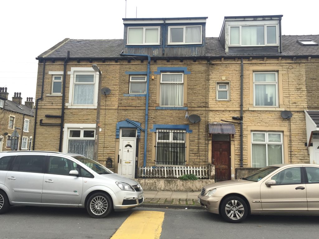 4 bed terraced house to rent in Woodhead Road, Bradford BD7 Zoopla