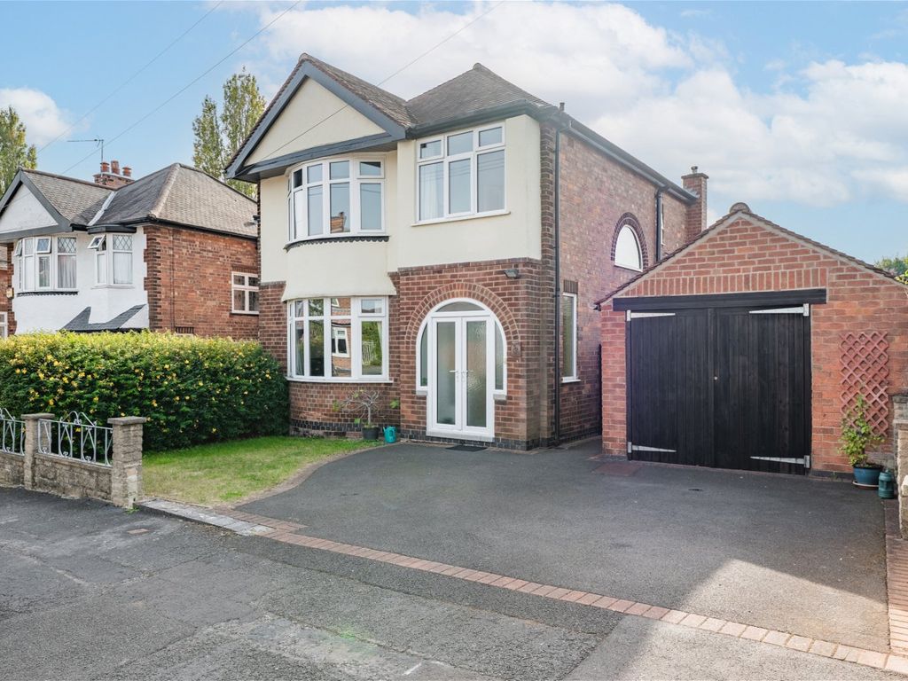 3 bed detached house for sale in Onchan Drive, Carlton, Nottingham NG4