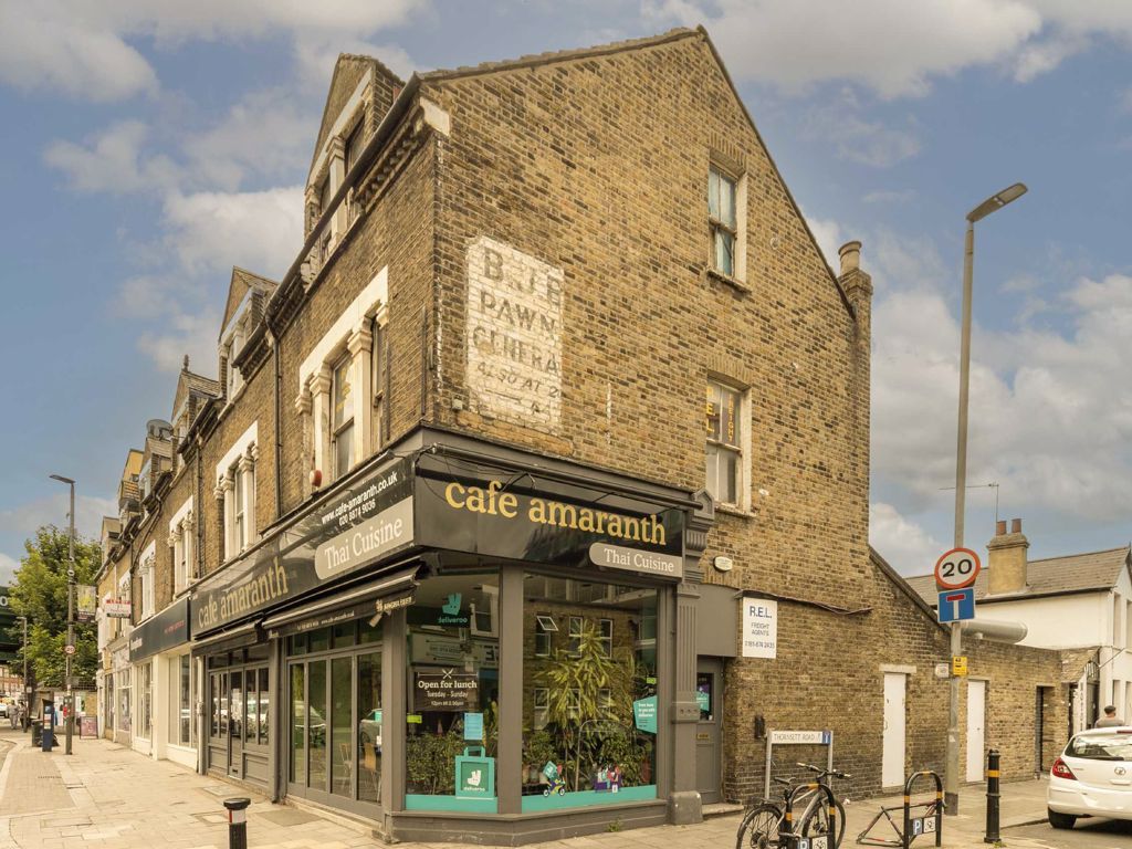 2 bed flat for sale in Garratt Lane, London SW18 Zoopla