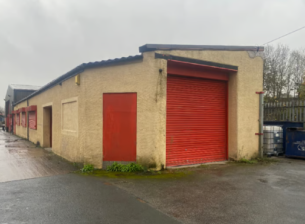 Light industrial to let in Lane, Leeds LS12, £12,000 pa Zoopla