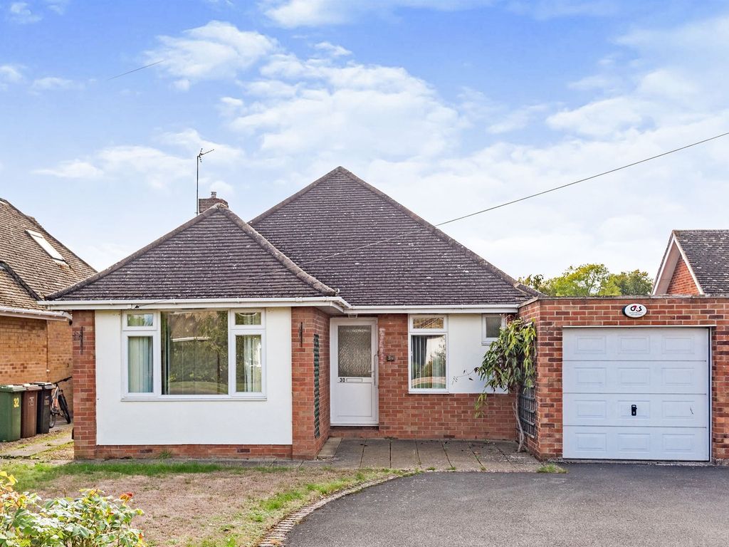 3 bed detached bungalow for sale in Galley Field, Abingdon OX14 Zoopla