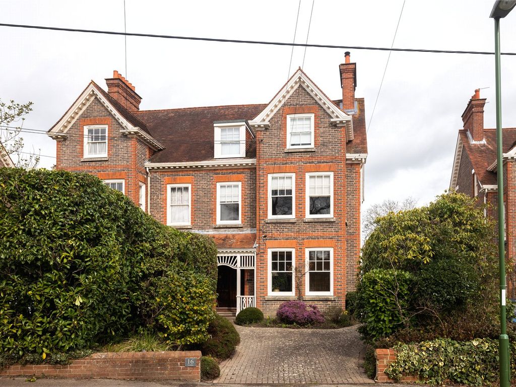 2 bed flat for sale in Sunte Avenue, Lindfield, West Sussex RH16 Zoopla