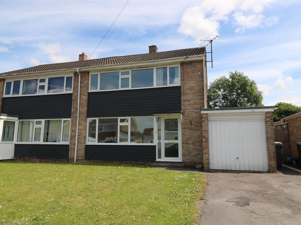 3 bed semidetached house for sale in Hawkeridge Park, Westbury BA13, £