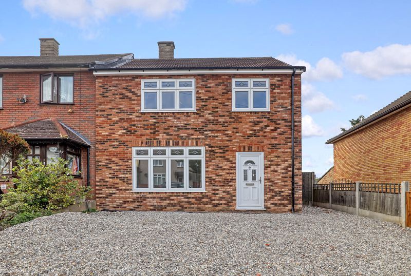3 bed semidetached house for sale in Verderers Road, Chigwell IG7 Zoopla