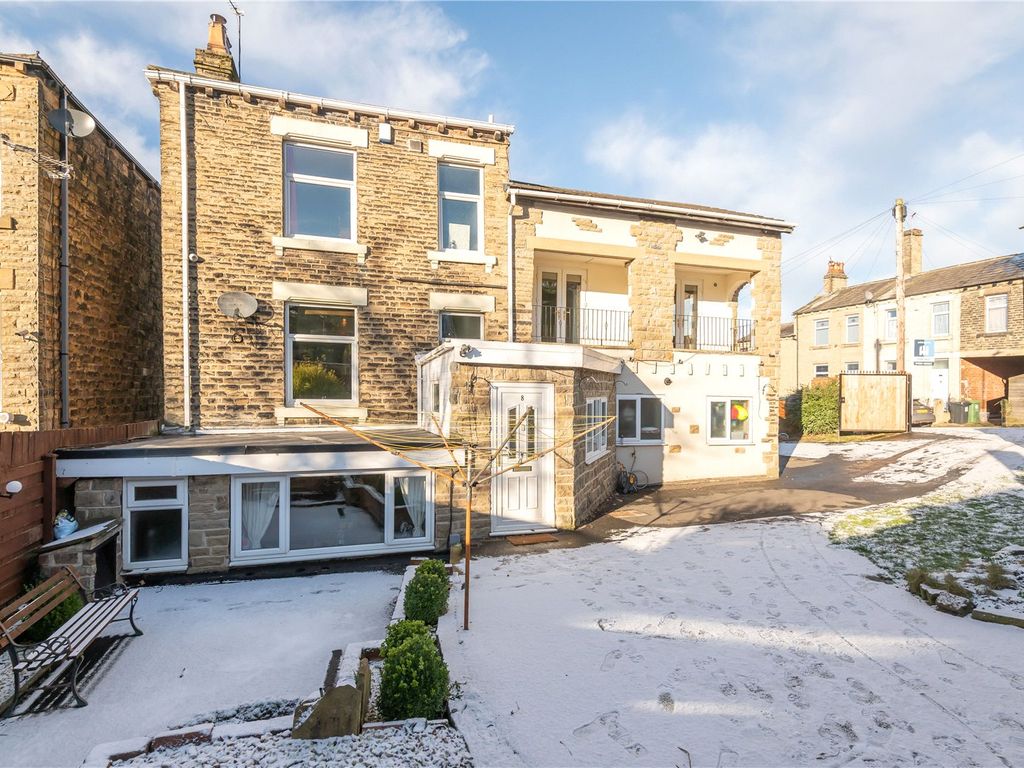 3 bed detached house for sale in Heights Lane, Heckmondwike WF16 Zoopla