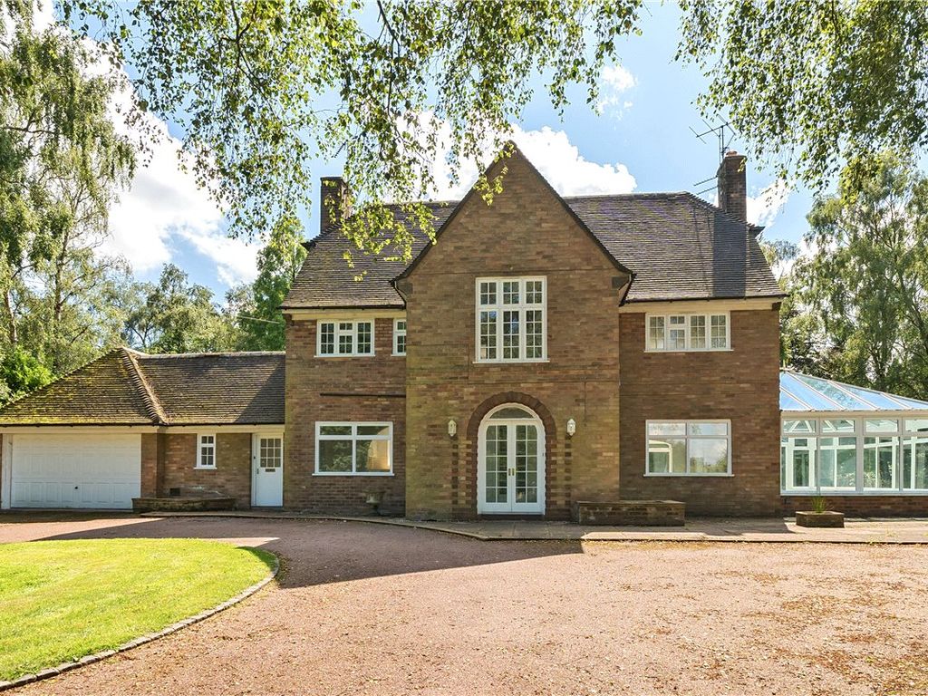 3 bed detached house to rent in Heath Road, Whitmore, Newcastle