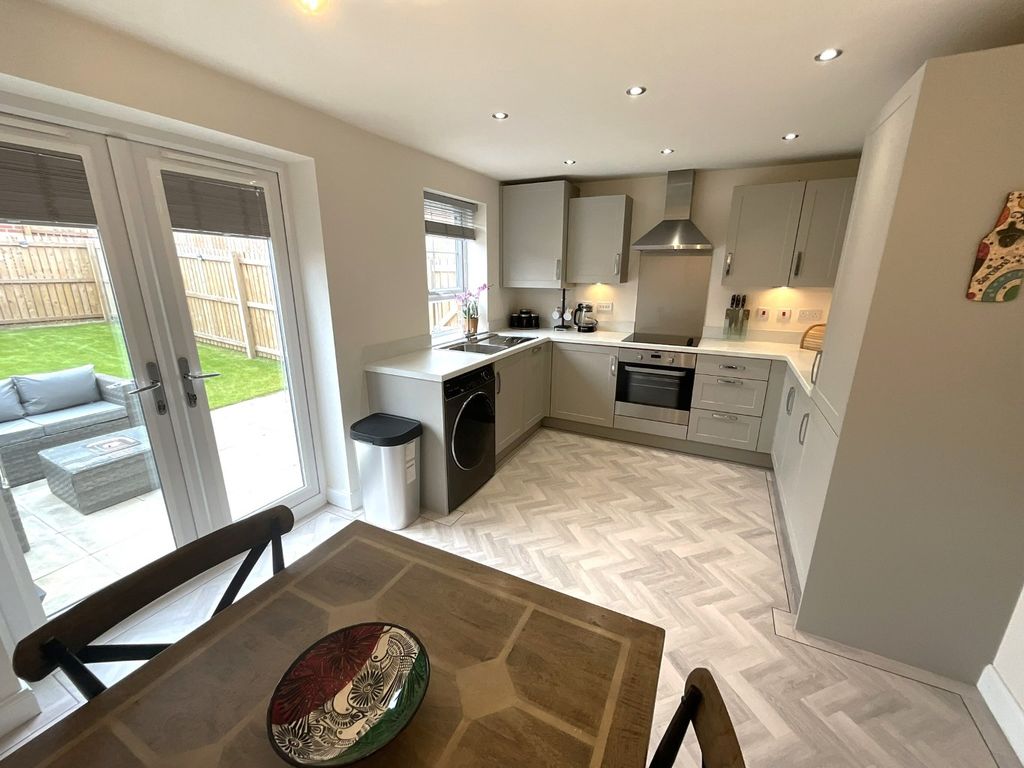 3 bed semidetached house for sale in Adair Way, Hebburn NE31, £200,000