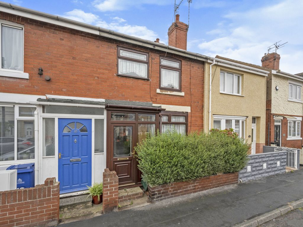 3 bed terraced house for sale in Queens Road, Askern, Doncaster DN6