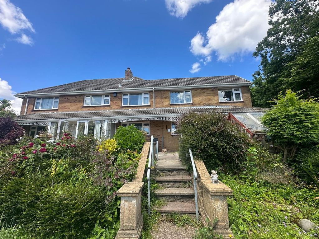 5 bed property for sale in Bron Y Bryn, Killay, Swansea, Wales SA2, £