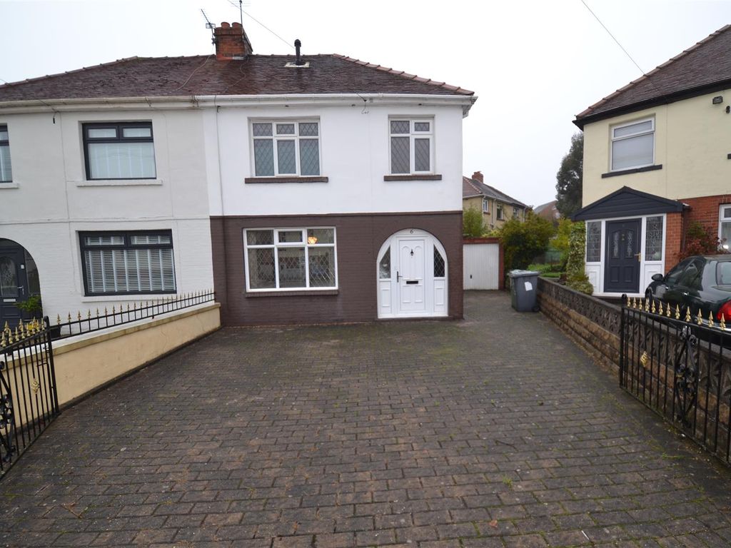 3 bed semidetached house for sale in Elm Grove, Gomersal, Cleckheaton