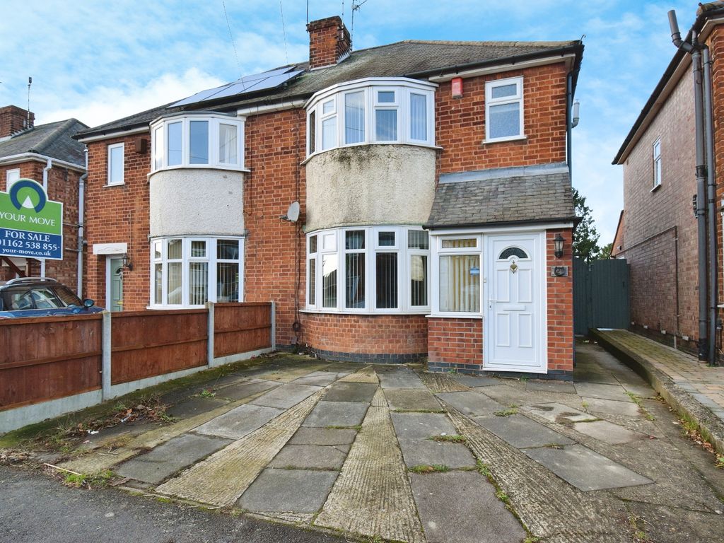3 bed semidetached house for sale in Beech Drive, Leicester LE3, £