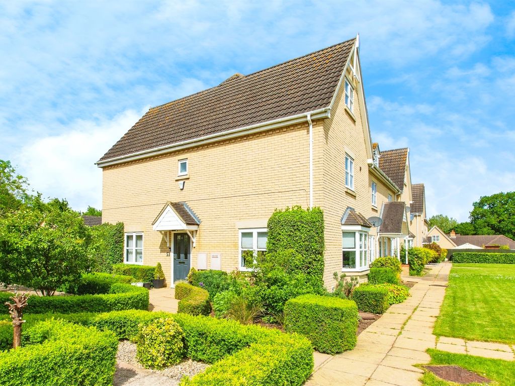 4 bed town house for sale in Ermine Street North, Papworth Everard
