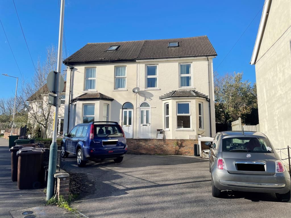 1 Clifton Road, High Brooms, Tunbridge Wells, Kent TN2  