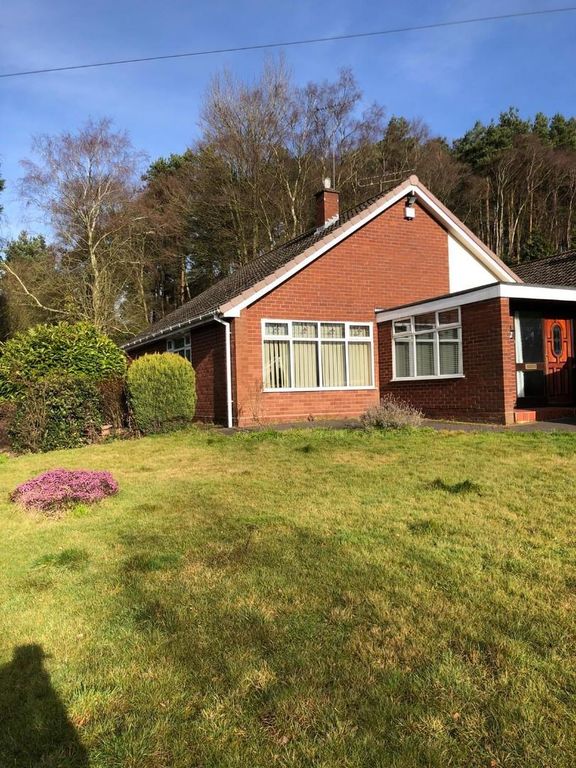 3 bed detached bungalow for sale in Rugeley Road, Hazel Slade, Cannock