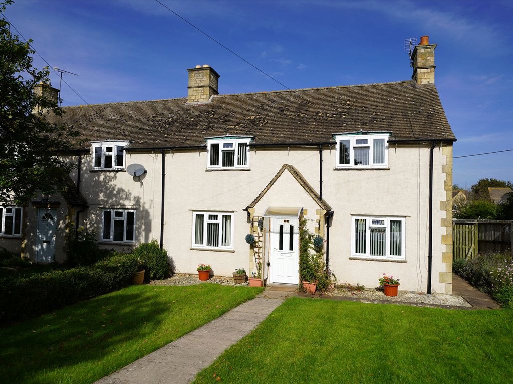 3 bed semidetached house for sale in Granbrook Lane, Mickleton