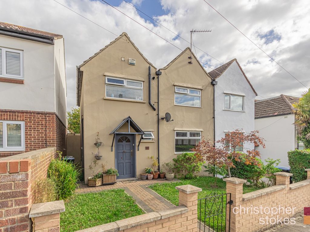3 bed semidetached house for sale in Brigadier Hill, Enfield EN2 Zoopla